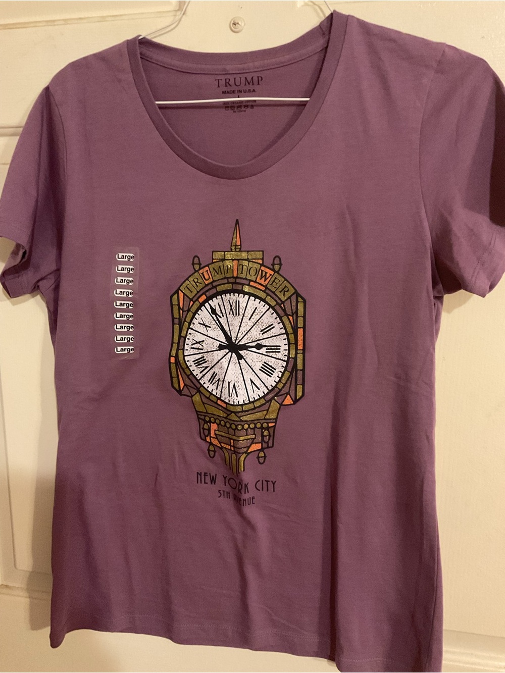 NEW:Trump Lavender Graphic Sz.L. Tee - New York City Clock